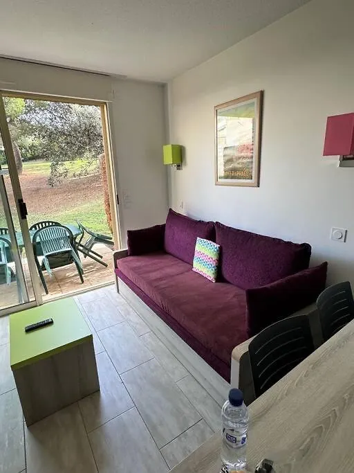 Rez-Jardin Renove A Saint-Raphael, Cote D'Azurアパートメント アパート Saint-Raphaël