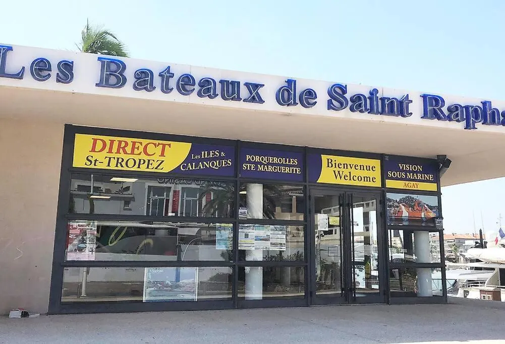 Rez-Jardin Renove A Saint-Raphael, Cote D'Azurアパートメント 0*, Saint-Raphaël